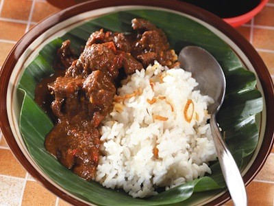 Nyam! Gurih Enak Besengek Daging dan Rawon Khas Jawa Timur