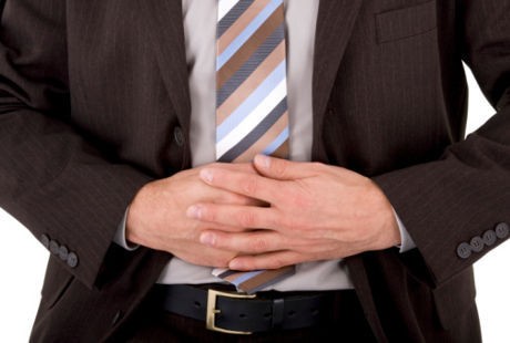 Hati-hati Asam Lambung Naik ke Kerongkongan Usai Pesta Kambing