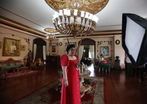 Lukisan yang Digelapkan Imelda Marcos Dikembalikan ke Pemerintah