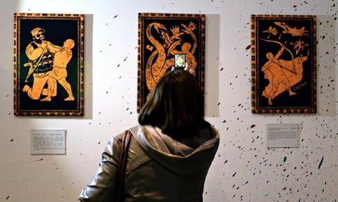 Ultah ke-62, Vladimir Putin Dibuatkan Lukisan ala Hercules