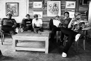 Shaggydog Rekam Lagu Pion Bersama Sujiwo Tejo
