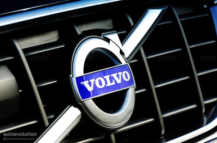 Wih..Volvo Bikin Mesin Empat Silinder Bertenaga 450 HP