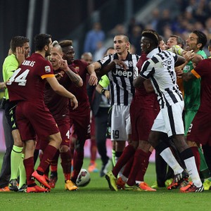 Juve dan Roma Sama-sama Dihukum, Rudi Garcia Dapat Peringatan