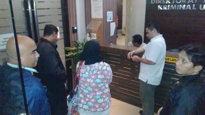 Keluarga: Novel Bamukmin Kemarin Sakit, Makanya Pulang ke Rumah