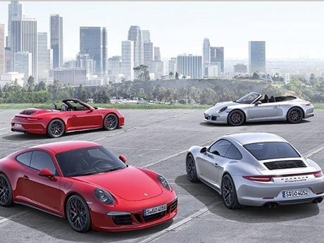 Artis-artis, Ini Tawaran Menggiurkan dari Porsche...