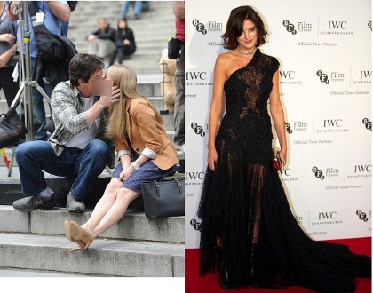 Mark Wahlberg Cium Mesra Amanda Seyfried, Gaun Menerawang Eliza Cummings