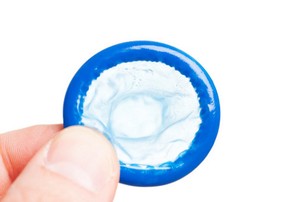 Beredar Kabar Kondom Mengandung Zat Pemicu Kanker, Ini Kata Dokter