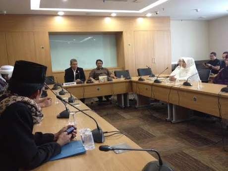 10 Orang Perwakilan FUI yang Demo Tolak Ahok Diterima DPRD DKI