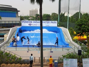 7 Wahana Air Kelas Dunia di THE WAVE Pondok Indah Waterpark
