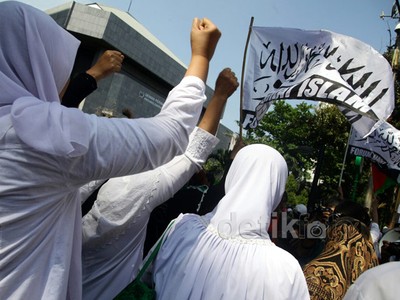 FPI Demo Tolak Ahok