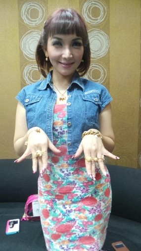 Dapat Banyak Warisan Batu Antik, Roro Fitria Tak Mau Berburu Lagi