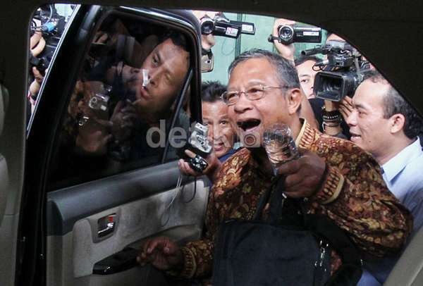 Politik RI Memanas, Eks Gubernur BI: Jangan Dipusingkan!