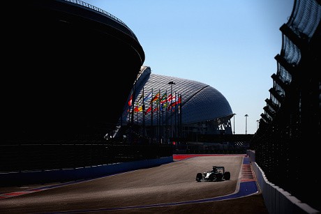 Pebalap Mercedes Kembali Tercepat, Kali Ini Giliran Hamilton