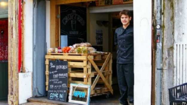 Kafe di Inggris ini Jajakan Makanan Sisa, Bayar Seikhlasnya