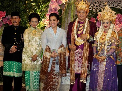 Antasari Azhar Hadiri Resepsi Pernikahan Anak