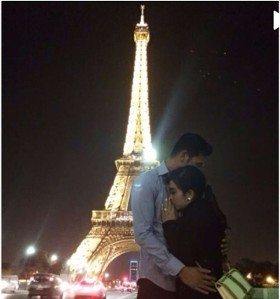 So Sweet...Syahrini Pamer Kemesraan dengan Pacar di Paris