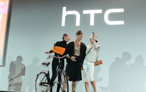 HTC RE, Kamera Mini Full HD Rp 2 Jutaan