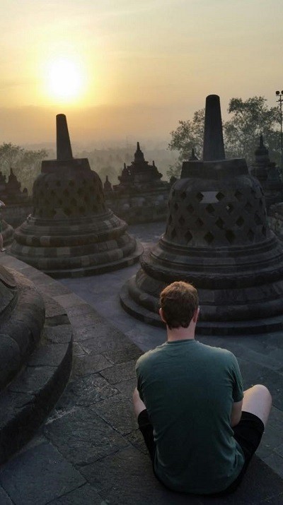 Tak Ada di Daftar Tamu, Mark Zuckerberg Bikin Kaget Pengelola Borobudur
