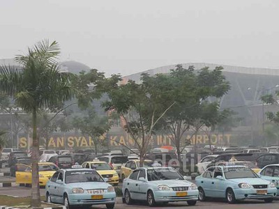 Asap Pekat Selimuti Kota Pekanbaru