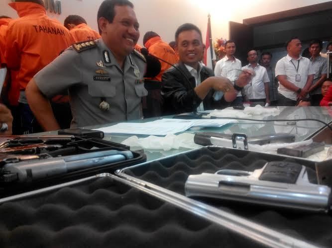 Polda Metro Bongkar Perdagangan Senpi Ilegal Via Facebook
