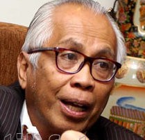 Hakim MK Candai OC Kaligis karena Ngotot Gugat UU Pilkada Tak Langsung