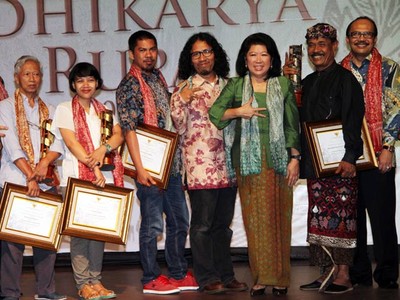 Penyerahan Anugerah Adhikarya Rupa 2014