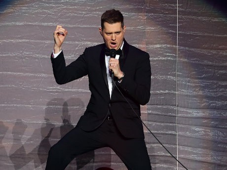 Gelar Tur Dunia, Michael Buble Mampir ke Indonesia?