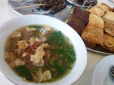 Sedapnya Soto Kudus Gurih Hangat untuk Makan Malam!