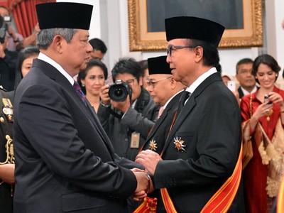 Sharif C Sutardjo Raih Penghargaan