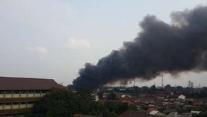 Kebakaran di Kompleks TNI Berlan Mengecil, Hanguskan 78 Rumah