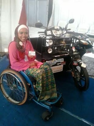 Sri Lestari, Taklukan Sumatera dengan Motor Roda 3