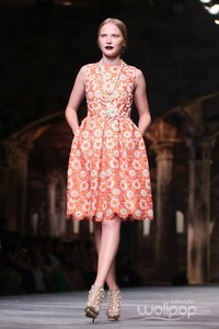 Sebastian Red & Sebastian Sposa by Sebastian Gunawan Golden Allure. Ballroom Hotel Mulia at Senayan. Jakarta. [Foto: Mohammad Abduh/Wolipop]