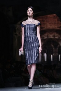 Sebastian Red & Sebastian Sposa by Sebastian Gunawan Golden Allure. Ballroom Hotel Mulia at Senayan. Jakarta. [Foto: Mohammad Abduh/Wolipop]