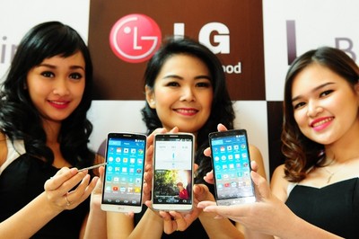 Parade 5 Smartphone + 1 Tablet Anyar LG