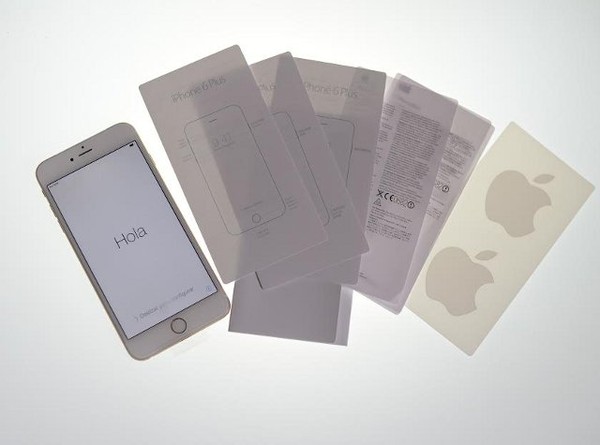 Membongkar Isi Kemasan iPhone 6 Plus