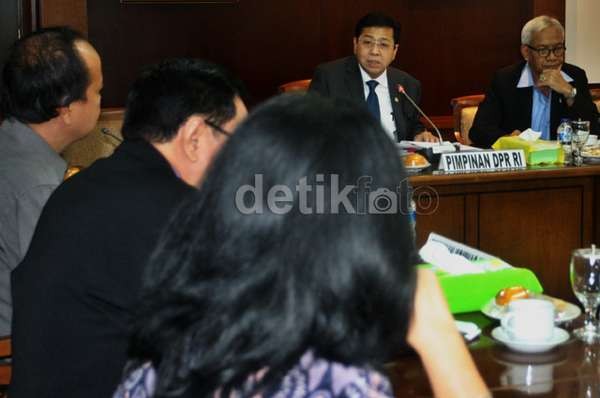 Pimpinan DPR Gelar Pertemuan dengan Kadin Malam Ini