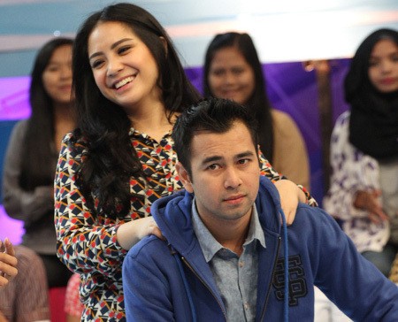 Trans TV Tayangkan Pengajian dan Siraman Raffi dan Nagita 14 Jam Non Stop