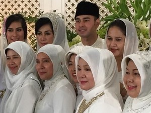 Piet Pagau Terima Air Siraman yang Dikirim dari Kediaman Nagita Slavina