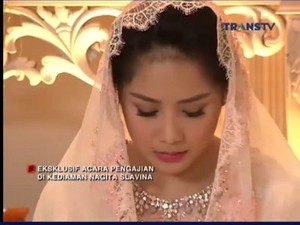 Nagita Slavina Tegang Disambut Ibu-Ibu Pengajian
