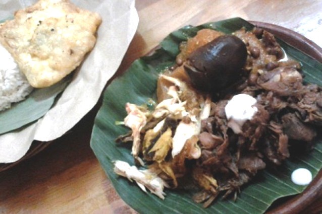 Ayo, Jajan Gudeg yang Sedep Miroso Siang Ini