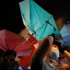 Kembali Bentrok dengan Polisi, 26 Demonstran Hong Kong Ditangkap