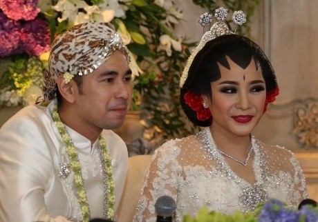 Nagita Haid, Raffi Ahmad Belum Menikmati Malam Pertama