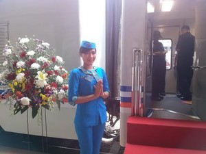 Ada Pramugari Cantik di Kereta Ekonomi Terbaru
