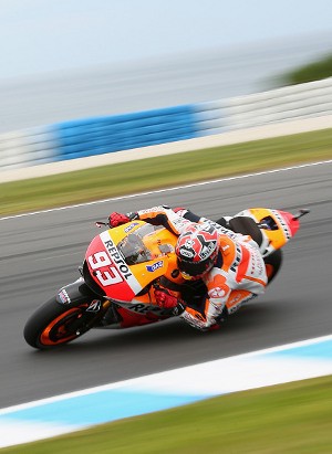 Marquez Pole, Crutchlow Kedua