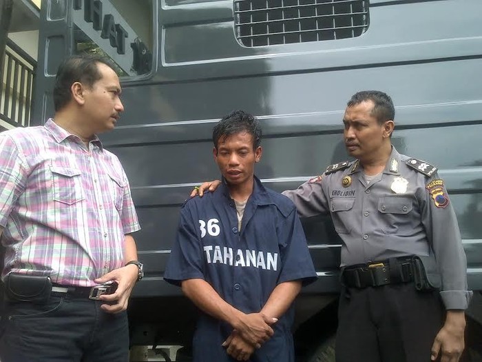 Memanfaatkan SMS Nyasar, Pria ini Bawa Kabur Siswi Kelas 5 SD