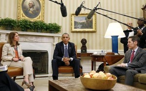 Obama Imbau Warganya Tidak Takut Hadapi Virus Ebola