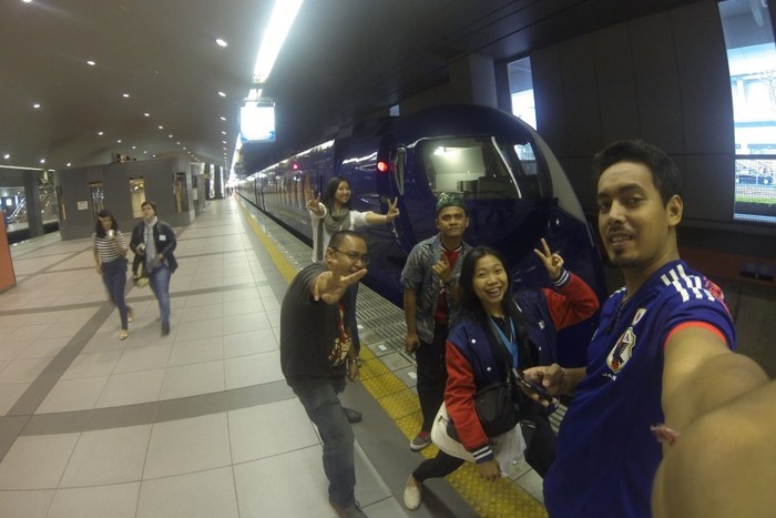 Melesat dengan Kereta Rapi:t ke Osaka