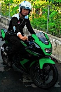 Kunci Andy Turun Bobot 10 Kg: Diet OCD dan Banyak Minum Air Putih, Mau Coba?