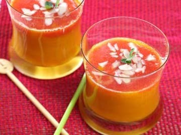 Mau Es Mangga atau Mangga Smoothies yang Manis Menyegarkan?
