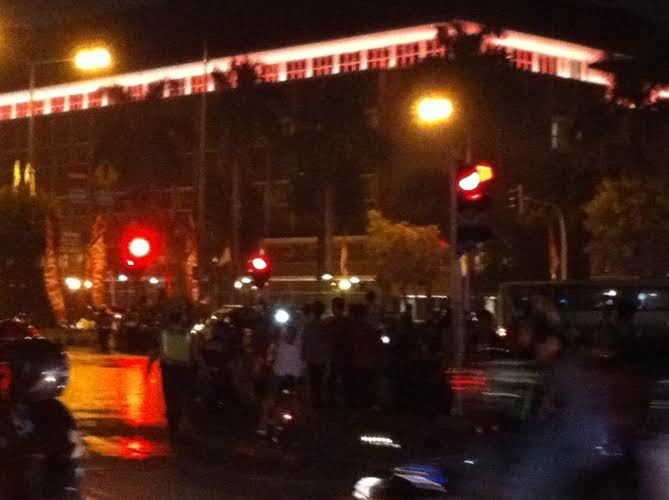 Polisi Usir Motor yang Parkir di Bundaran Patung Kuda